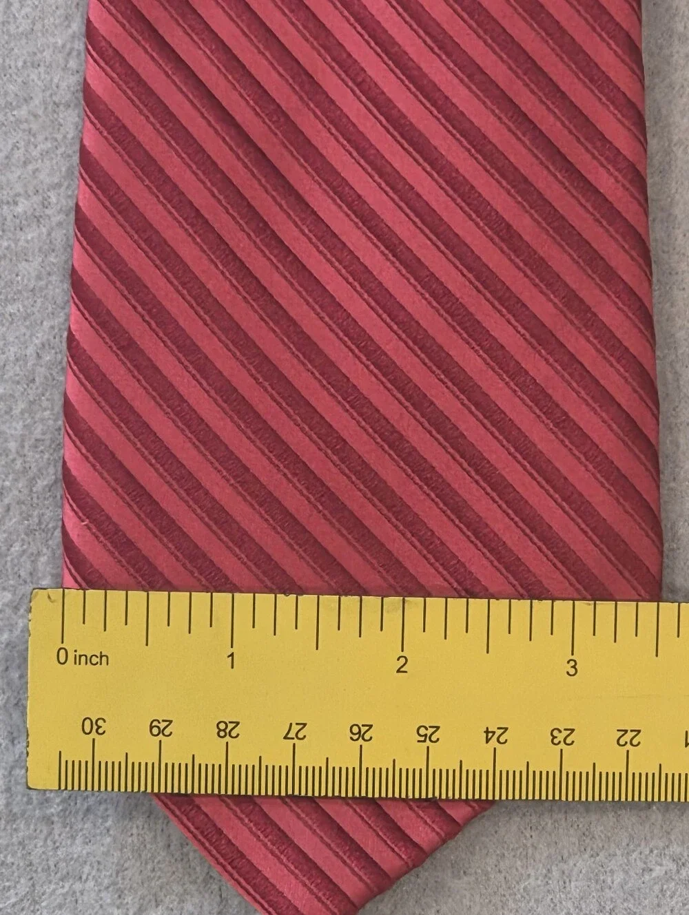 Valentino Men's Red W/ Burgundy Diagonal Stripes 100% Silk Italian Made Tie 3.5